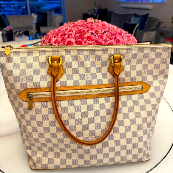 Louis Vuitton White and grey Checkered Tote - Picture 1 of 11